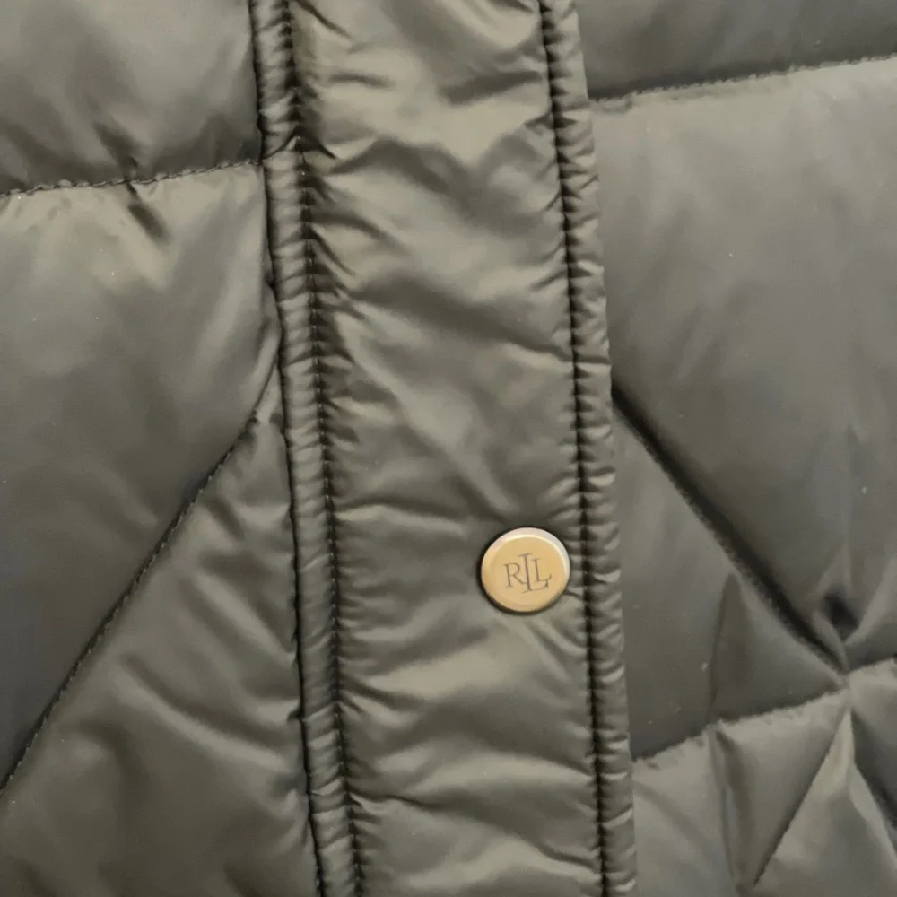 Lauren Ralph Lauren Faux Fur Trim Hooded Puffer Jacket In Litchfield Loden NWT - Picture 3 of 16